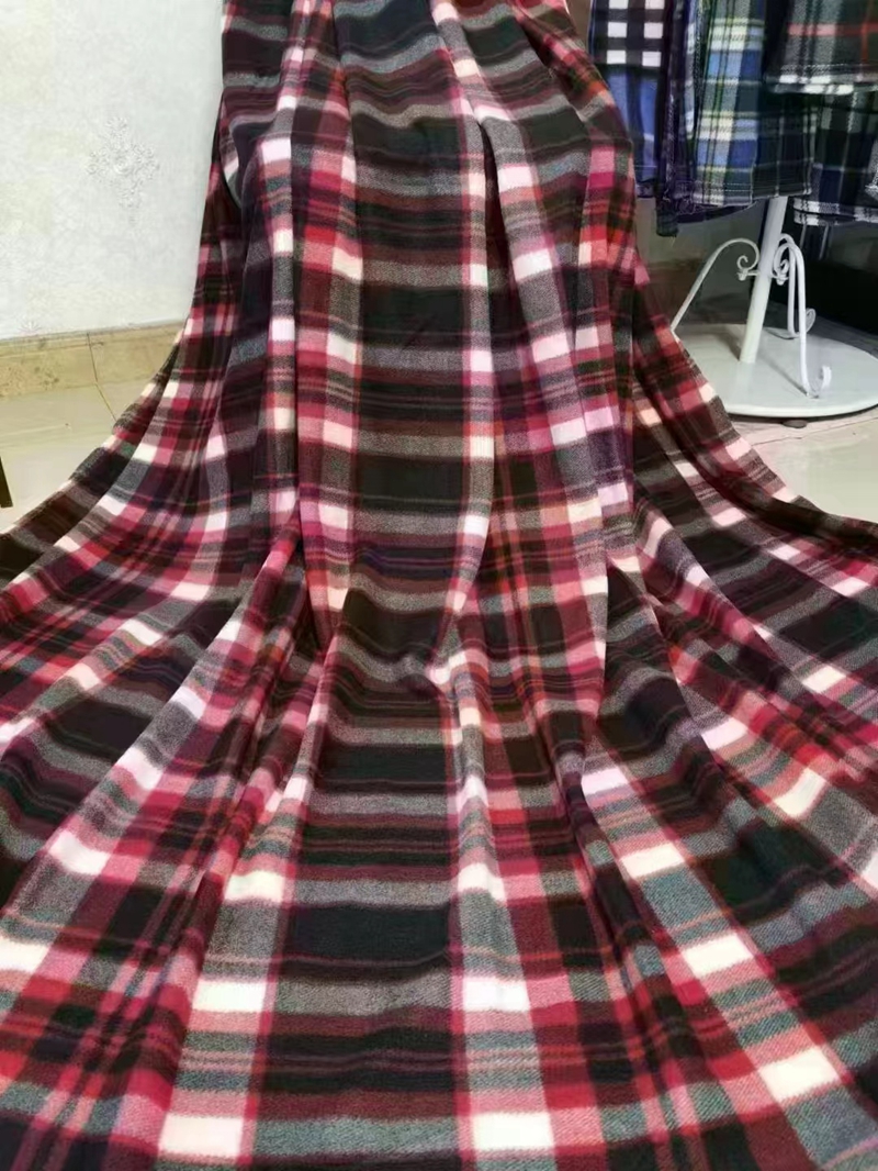 	Double sided velvet printed grid